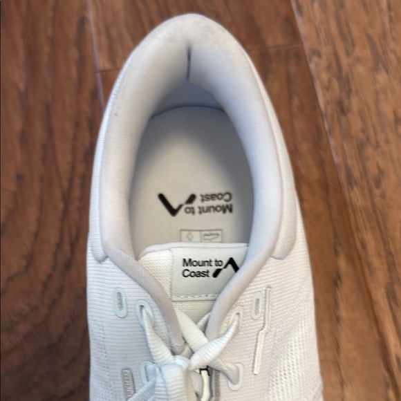 Mount to Coast White and Gray Men's Sneakers - Picture 3 of 4